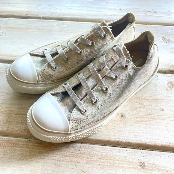 Converse Other - Girls Converse Shoes